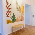 Lovingly Furnished In Center Lejlighed Graz